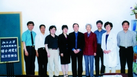 1997年3月，谢立信教授成为北京大学博士生导师