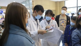 提升就医满意度，近视防控夜间门诊上线啦