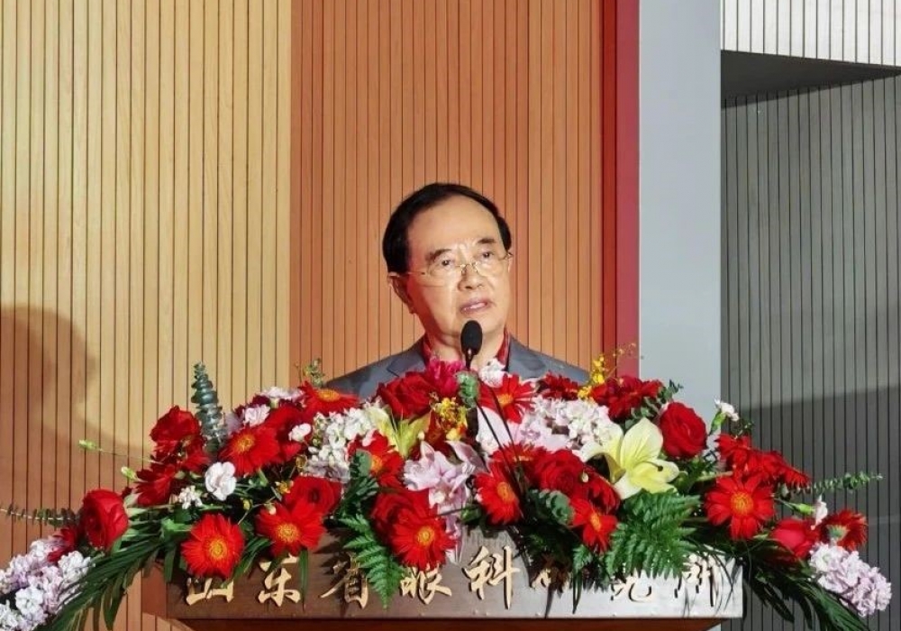 初心如炬，守护光明 | 青岛眼科医院“5·12”国际护士节表彰大会隆重召开