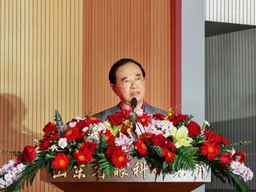 初心如炬，守护光明 | 青岛眼科医院“5·12”国际护士节表彰大会隆重召开