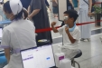 海报调查|孩子暑期视力防线告急？！眼科医生教你这样 “补防”